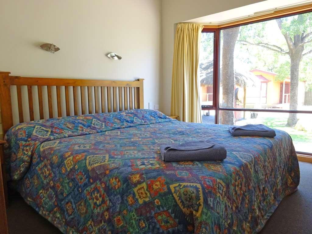Adelaide Caravan Park - Aspen Holiday Parks Szoba fotó