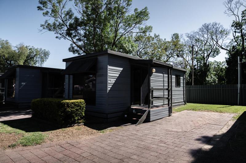 Adelaide Caravan Park - Aspen Holiday Parks Szoba fotó